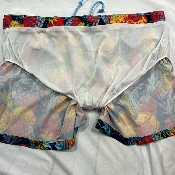 Men’s Pineapple Swim Trunks Size 3XL (48-50) - Picture 5 of 8